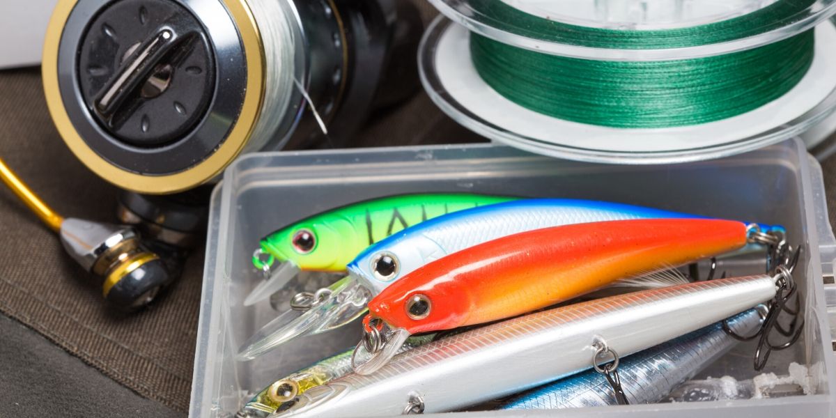 best lure for beach fishing mexico OROOTL Saltwater Lures Kit, 6 Pack Assorted Surf Fishing Jerkbait Minnow Lures Hard Baits Popper Plugs Striped Bass Offshore Ocen Gear 10 Must-Have Bass Lures for